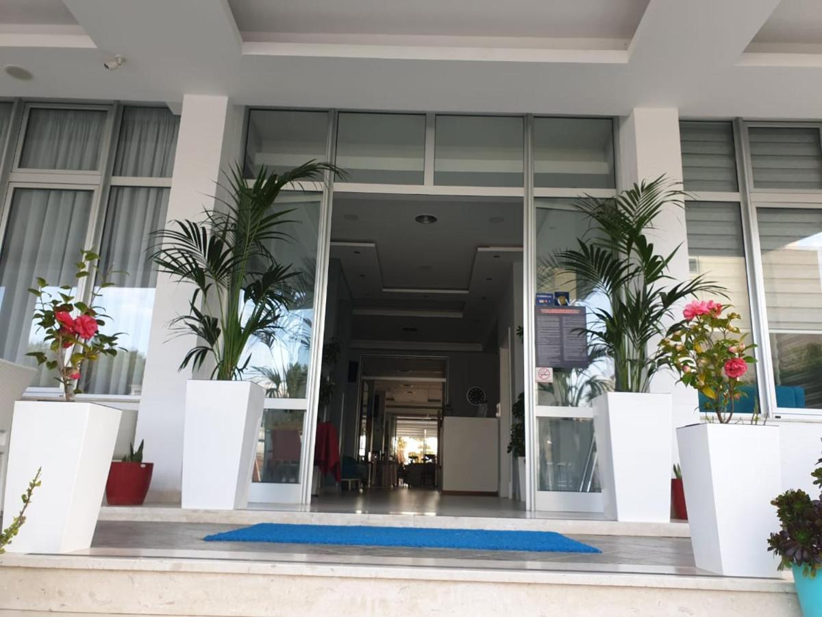 Perandor Beach Durres Luaran gambar