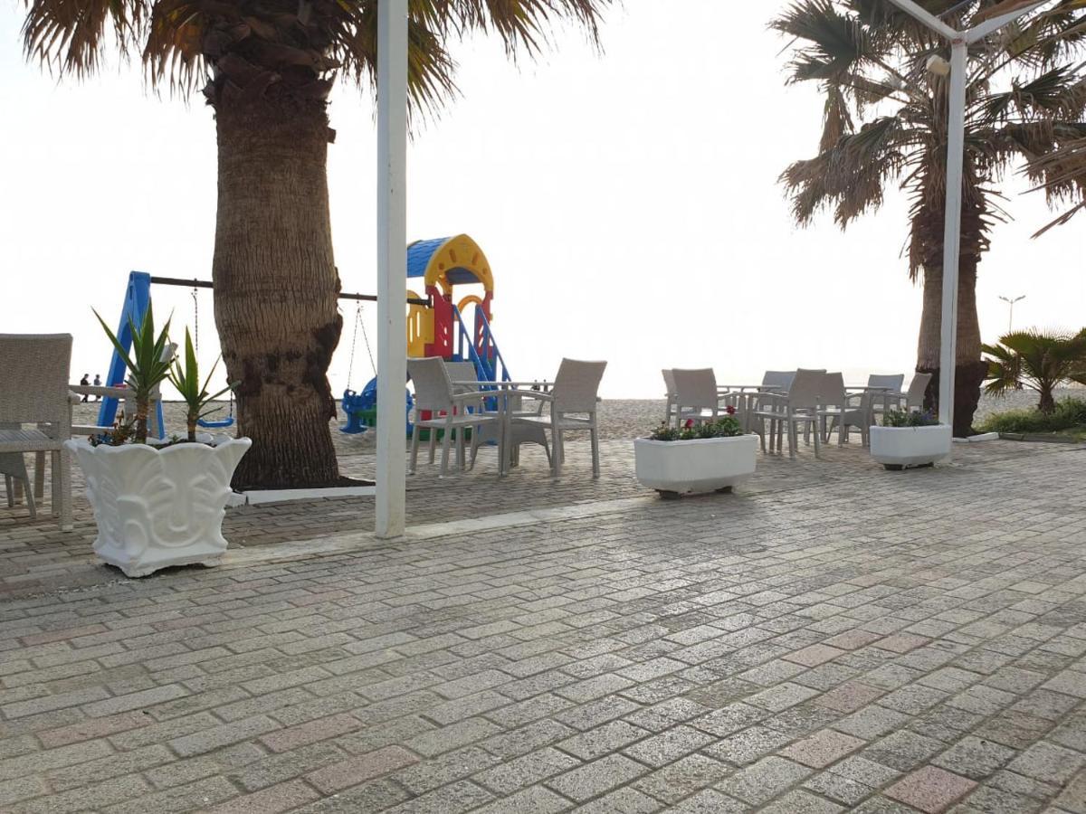 Perandor Beach Durres Luaran gambar