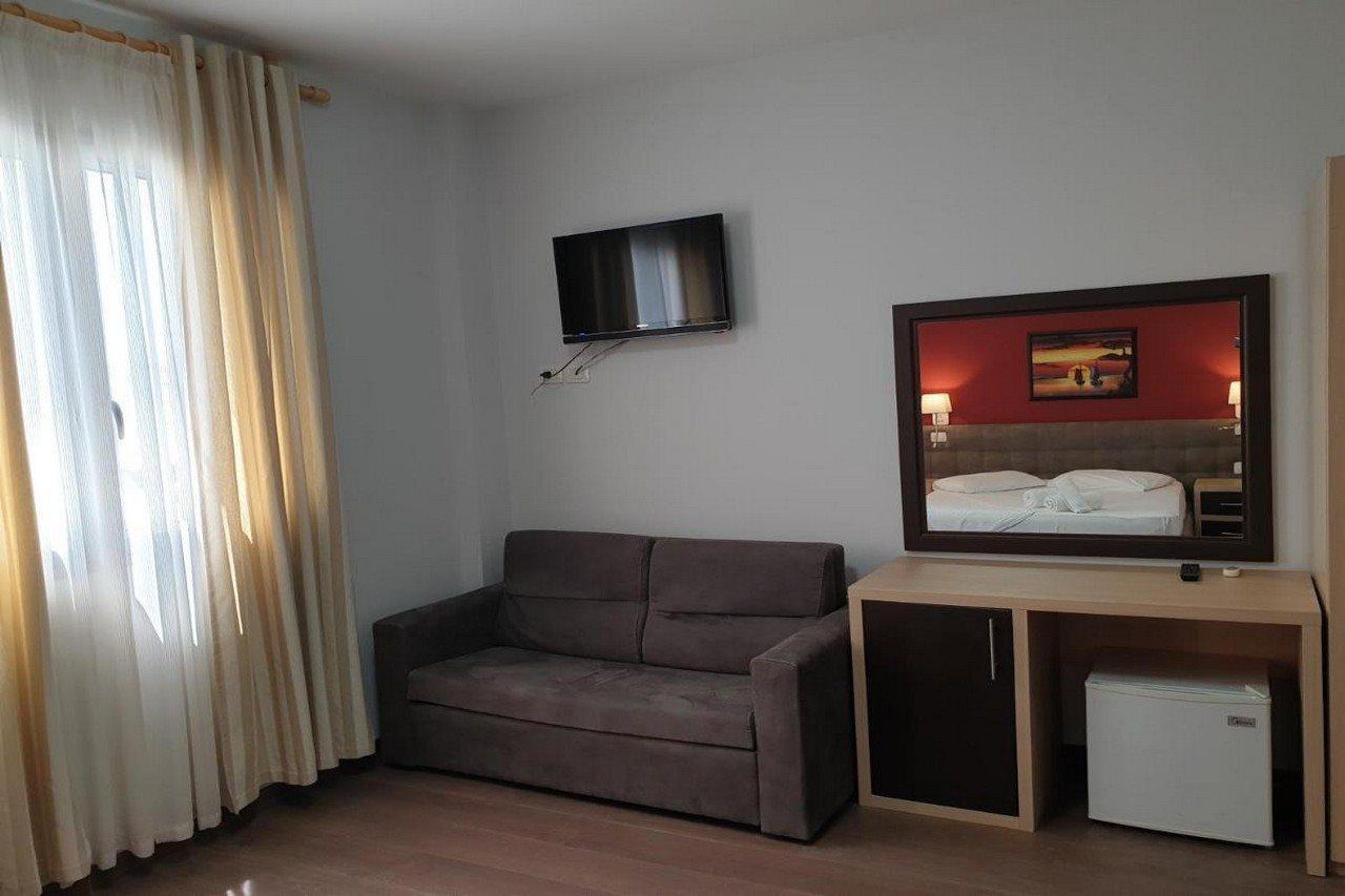 Perandor Beach Durres Luaran gambar