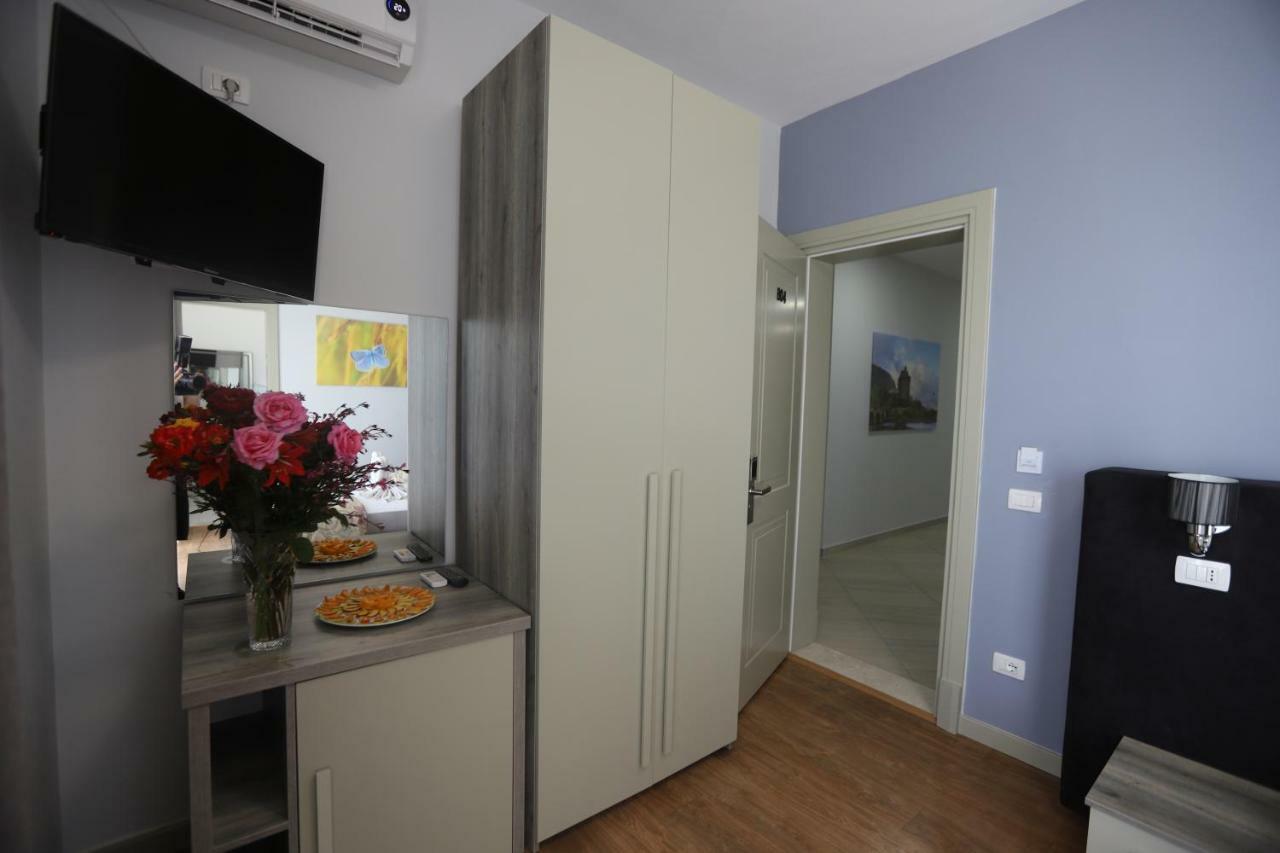 Perandor Beach Durres Luaran gambar